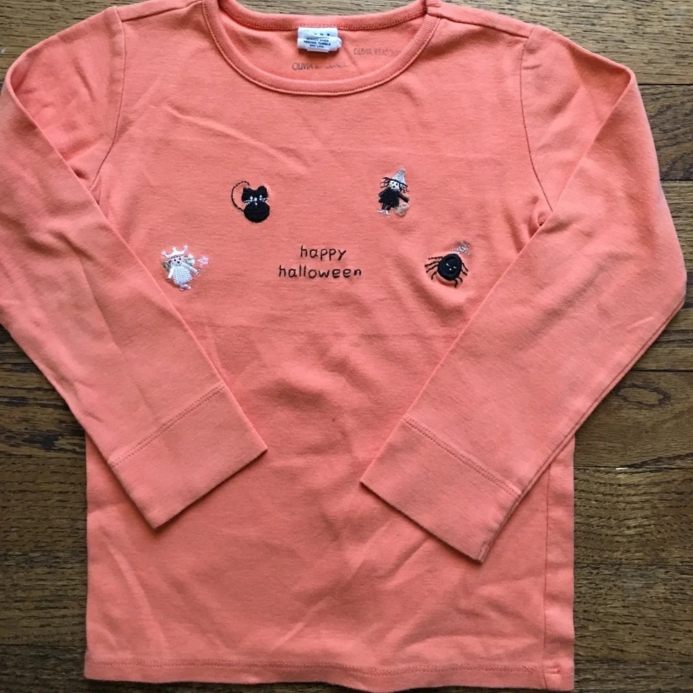 Gap Halloween adorable long sleeved tshirt